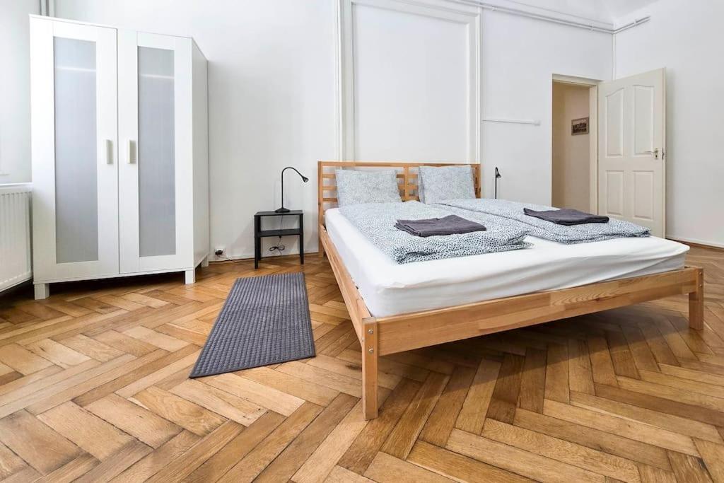 Seventh Sense Apartment 布达佩斯 外观 照片