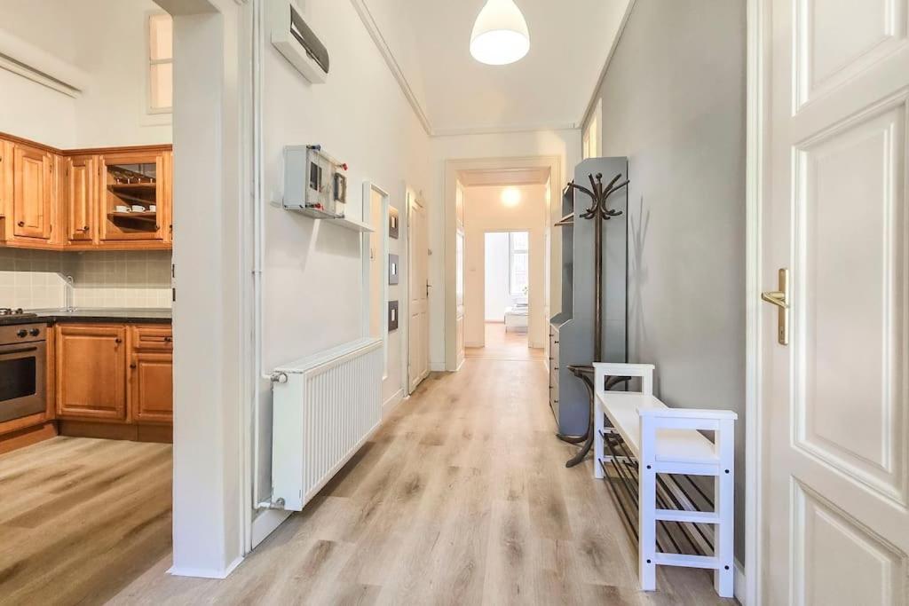 Seventh Sense Apartment 布达佩斯 外观 照片