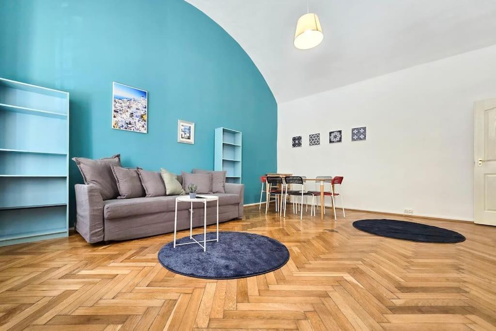 Seventh Sense Apartment 布达佩斯 外观 照片